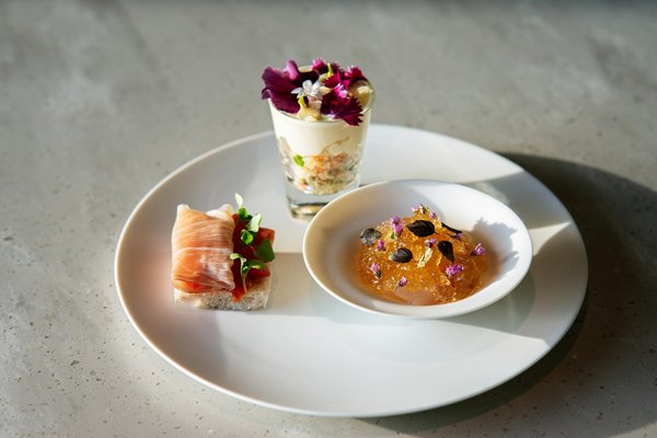 Quelles astuces pour une salade de betteraves rôties avec une vinaigrette à l'orange ?