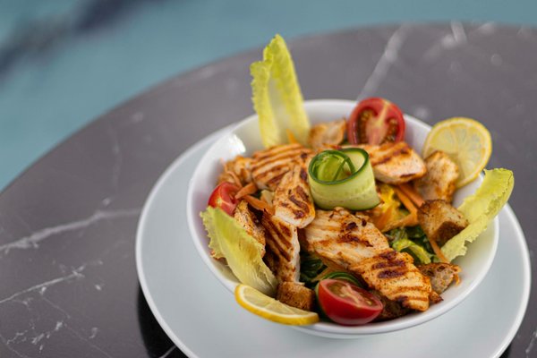 Comment organiser un atelier de cuisine ayurvédique pour attirer une clientèle soucieuse de sa santé?